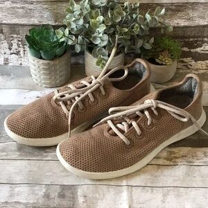 Women’s Allbirds Sneakers Size 9